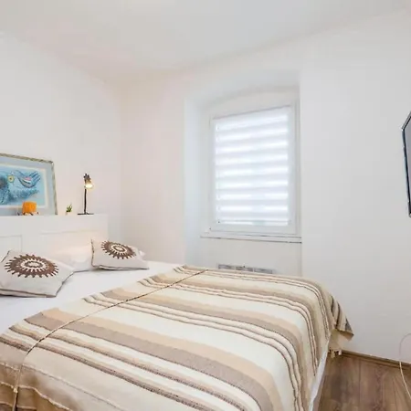 Lägenhet Sabo - Two Bedroom Near Centar Rijeka